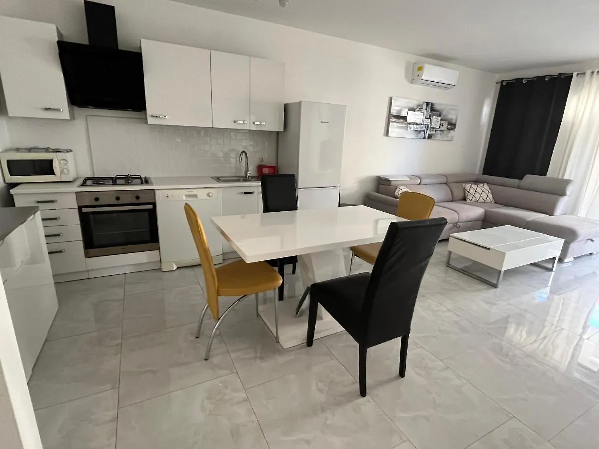 Maris Apartment Medulin